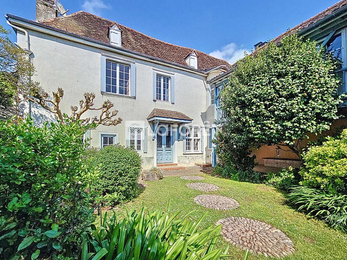 Villa / Maison  T7 à vendre Orthez 64300