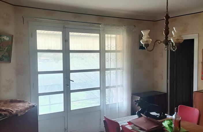 Maison indivviduyelle à rénové rare à la vente — photo 4