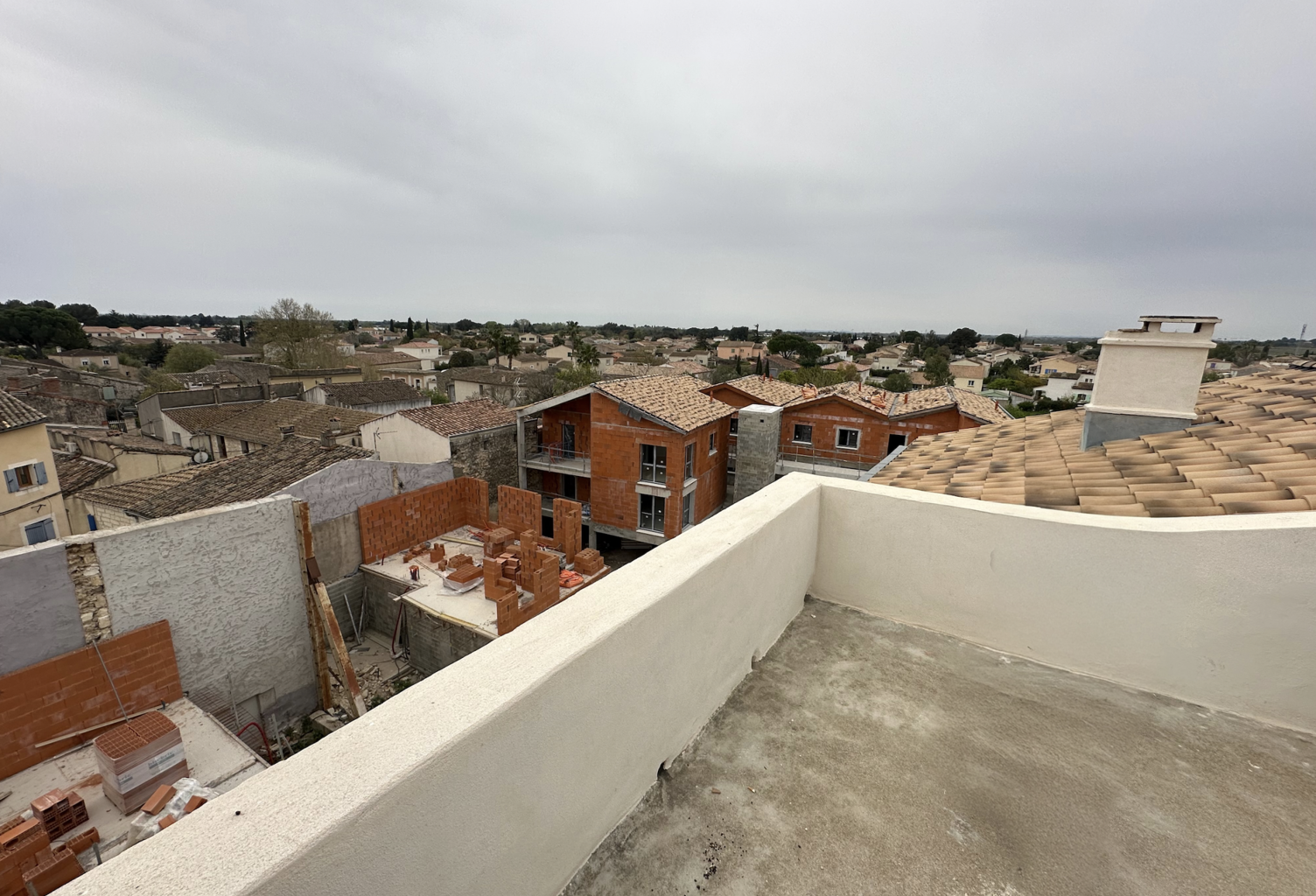 Appartement T2 à Valergues avec terrasse Rooftop — photo 1