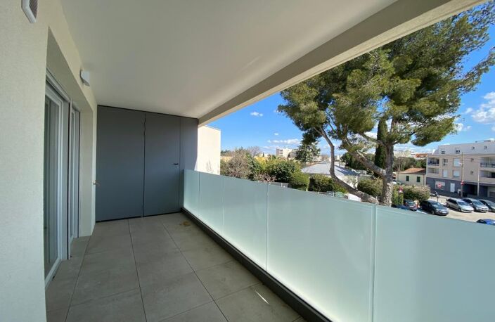 Appartement 4 pieces, 96 m2, balcon et stationnement — photo 2