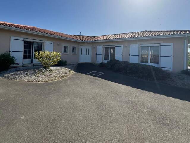Maison À Vendre MEURSAC 5 pièces — photo du bien