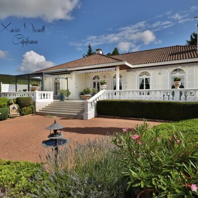 Maison 6 pièces 899000 €