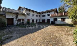 Immeuble  700 m² à vendre à Gex (01170)