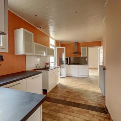 Maison 4 pièces 296800 €