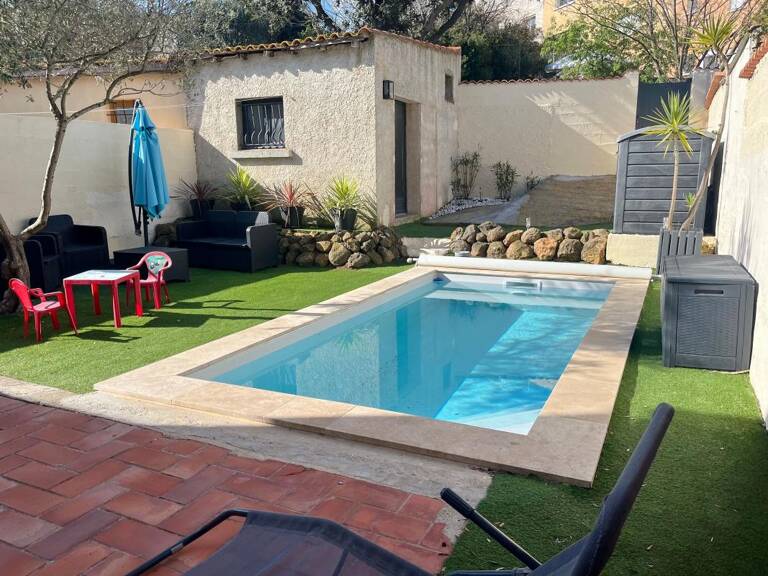 Maison T5 avec piscine et jardin — photo 1