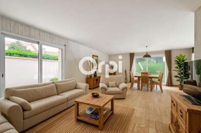 Maison 5 pièces 499000 €