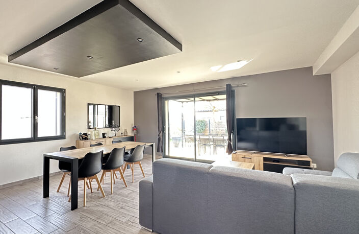 Maison de  89 m2 avec 3 chambres - Terrain de 368 m2  Saint — photo 4