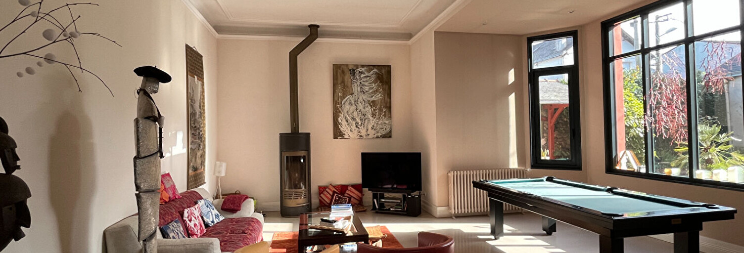 Maison 9 Pièces 353 m² à vendre à Nantes (44100)