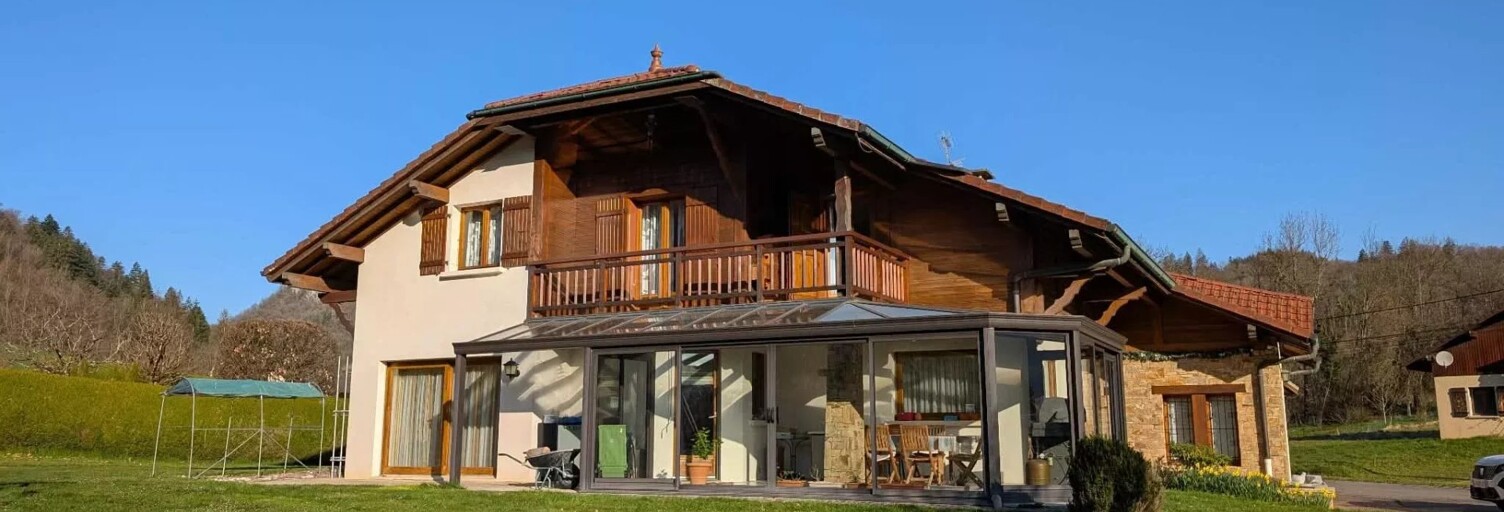 Maison 6 Pièces 240 m² à vendre à Mieussy (74440)