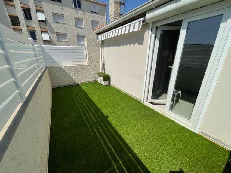 1 Pièce Avec Terrasse — photo 1