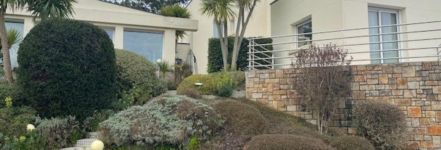 Maison 7 Pièces 190 m² à vendre à Yffiniac (22120)