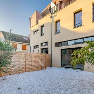 Maison 5 pièces 865000 €
