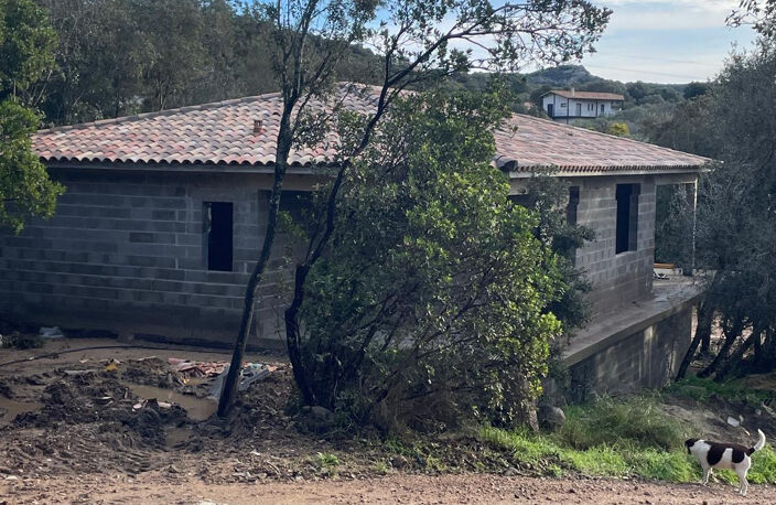 Exceptionnel à Porto Vecchiaccio, Terrain 3488 m2 avec permi — photo 2