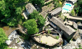 Maison 10 Pièces 423 m² à vendre à Coupiac (12550)
