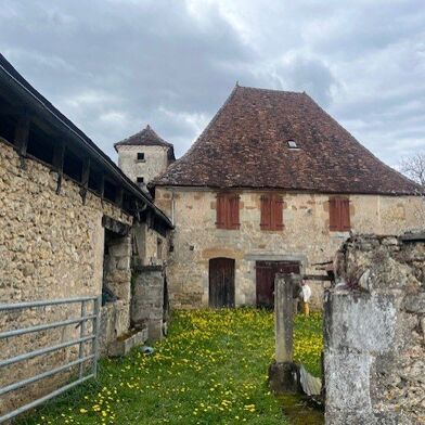 Maison 5 pièces 135000 €