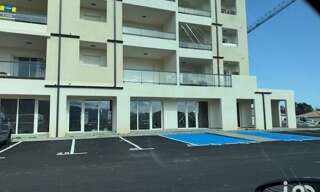 Commerce  320 m² à louer à Lucciana (20290)