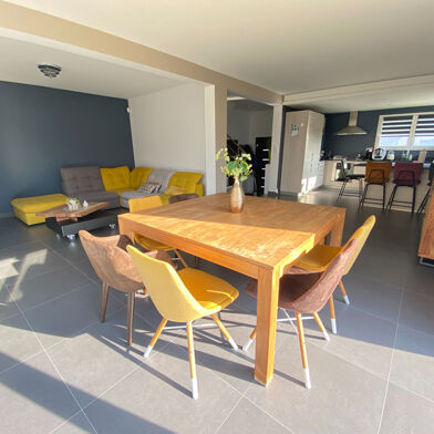 Maison 5 pièces 457600 €