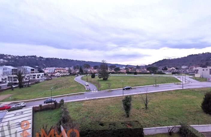 T4 — photo 2