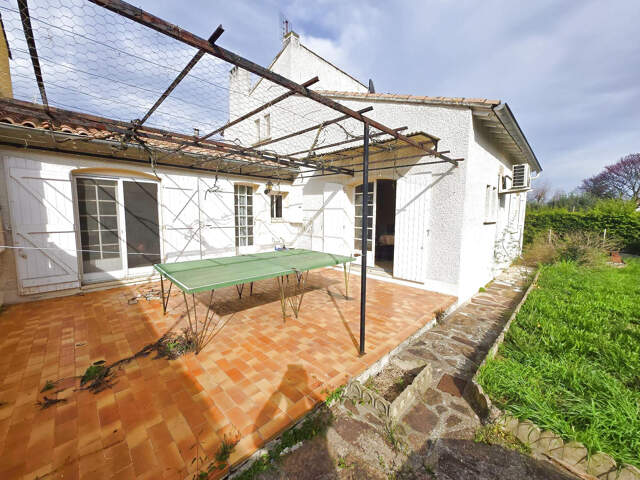 A vendre villa 4 chambres garage — photo du bien