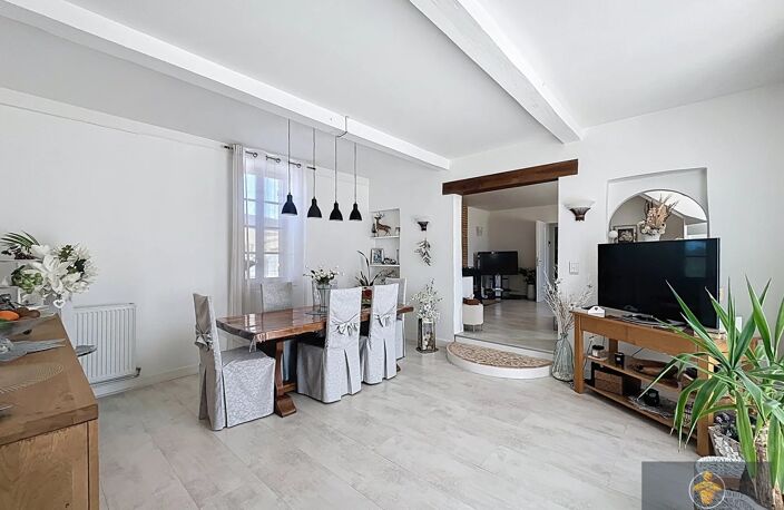 ANCIENNE FERMETTE RENOVEE AVEC PISCINE CHAUFFEE ET TRUFFIERE A VENDRE  EN PERIGORD NOIR — photo 5