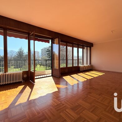 Appartement 4 pièces 190000 €