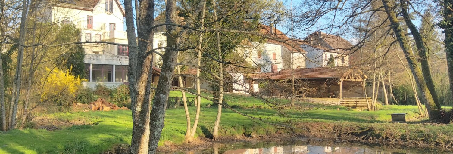 Maison 11 Pièces 236 m² à vendre à Rioz (70190)