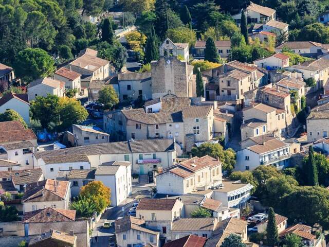 Terrain constructible — photo du bien
