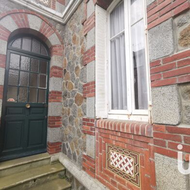 Maison 8 pièces 325000 €
