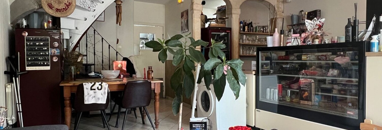 Commerce  201 m² à vendre à Saint Geniez d'Olt et d'Aubrac (12130)