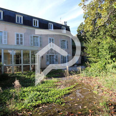 Commerce 12 pièces 369000 €
