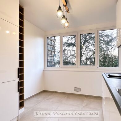 Appartement 3 pièces 239000 €