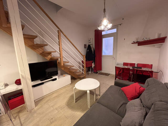 A Biarritz, Quartier Bibi Beaurivage, charmant appartement T3 duplex avec terrasse. — photo du bien