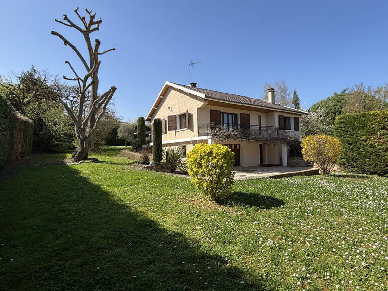 St Cyr au Mont d'Or — photo 1