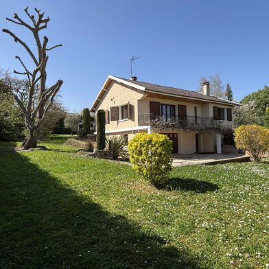 Maison 5 pièces 990000 €