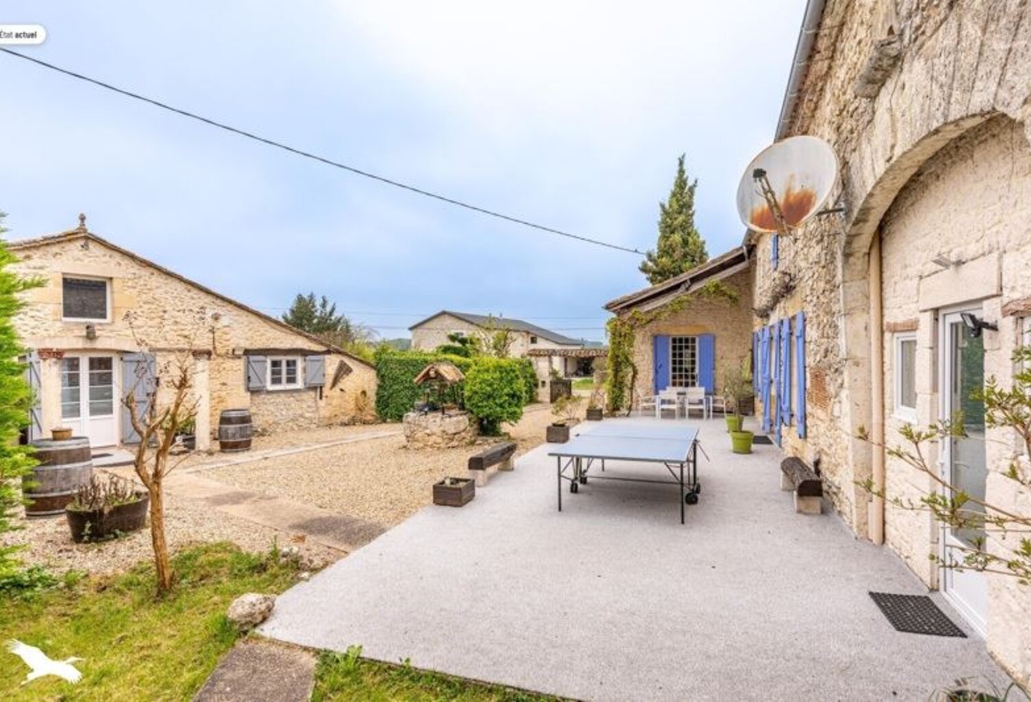 Vente maison 17 pièces 440 m² Sainte-Foy-la-Grande (33220) — photo 1