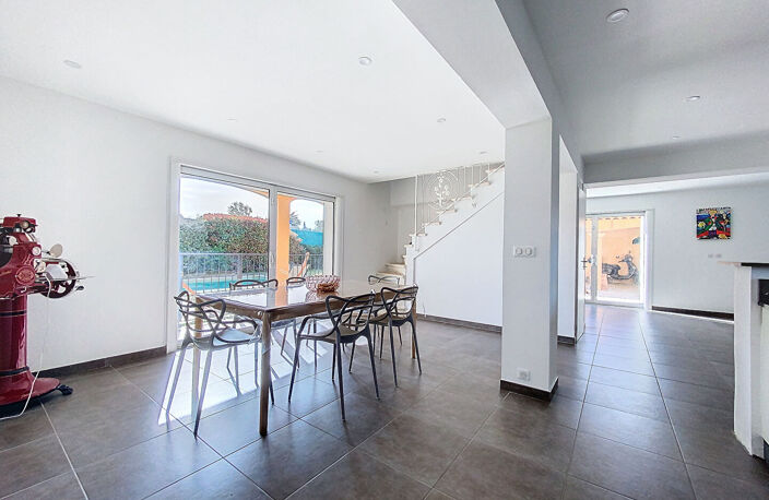 Maison Meyreuil T5/6 149m² — photo 4