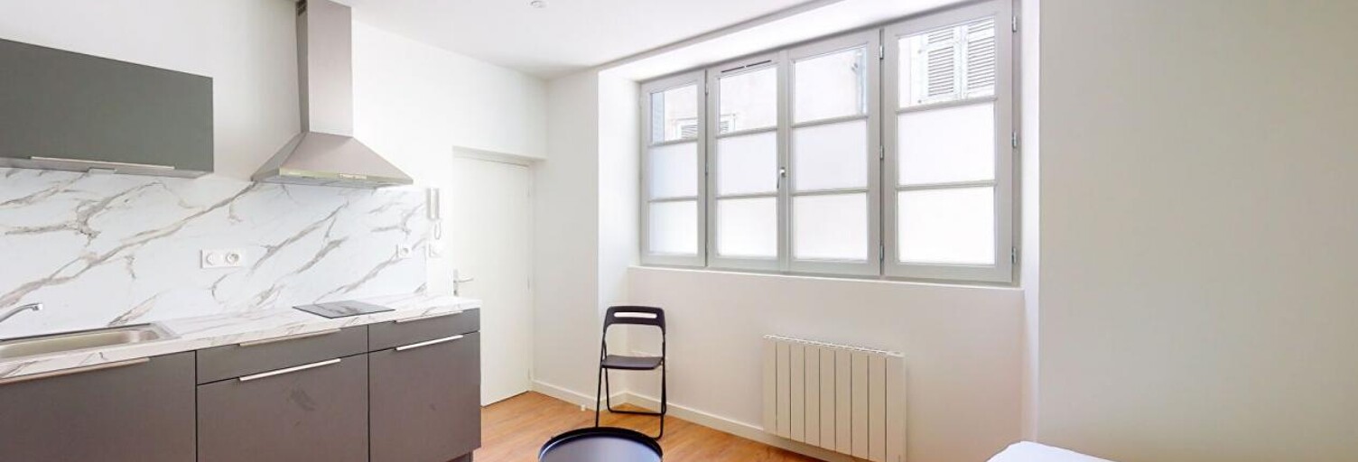 Appartement 1 Pièce 15 m² à louer à Rodez (12000)