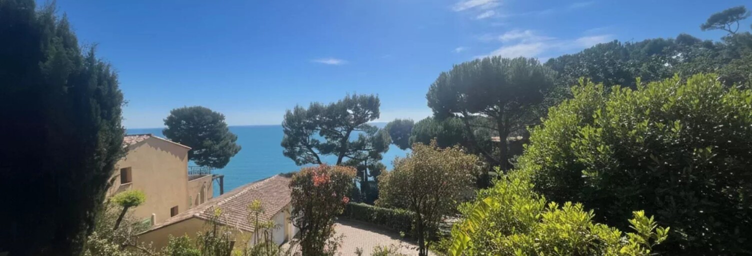 Maison 4 Pièces 130 m² à vendre à Èze (06360)