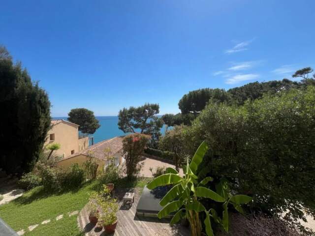 Eze bord de Mer, charmante maison au calme — photo du bien