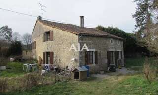 Maison  110 m² à vendre à Les Adjots (16700)