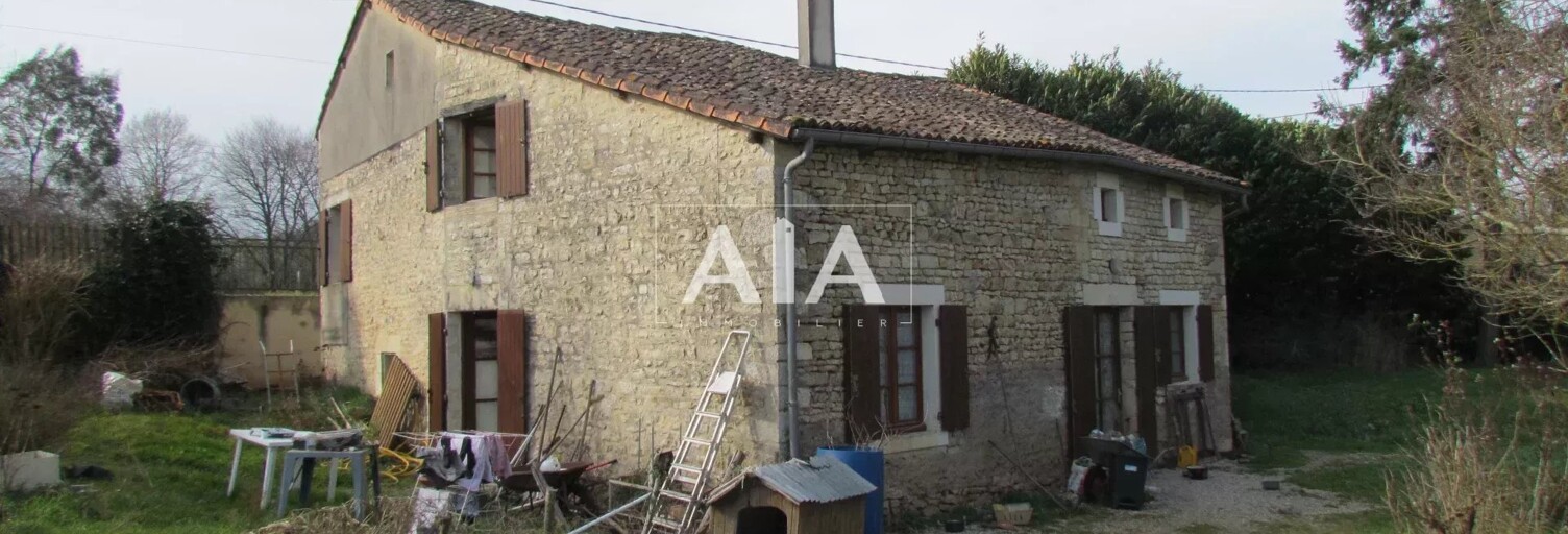 Maison  110 m² à vendre à Les Adjots (16700)