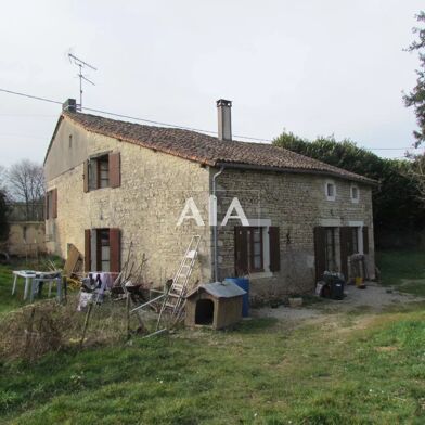 Maison  74900 €