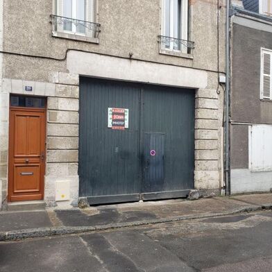 Garage  57 €
