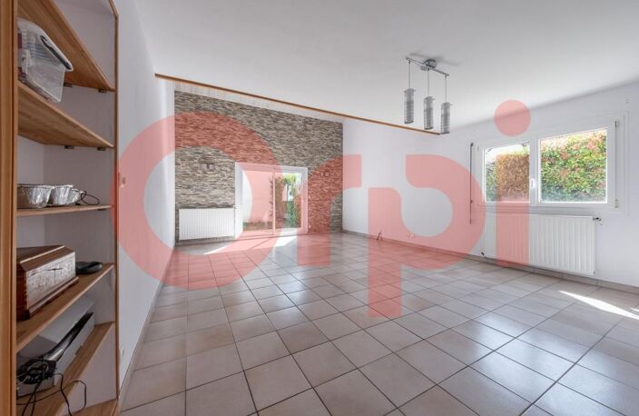 MAISON INDIVIDUELLE - 158m² - 8pièces - Garage et très beau terrain ! — photo 4