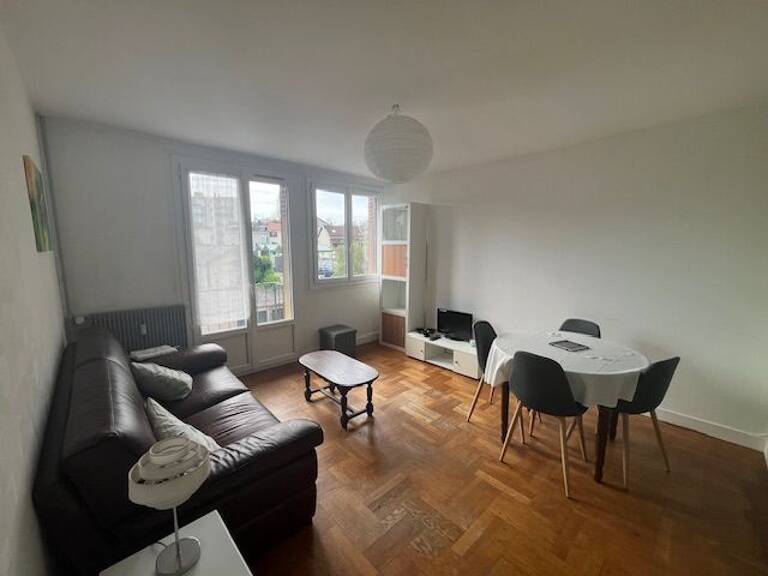 INVESTISSEMENT APPARTEMENT 2 CHAMBRES BALCON ET GARAGE AVEC LOCATAIRE EN PLACE — photo 1