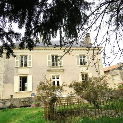 Maison 14 pièces 350000 €