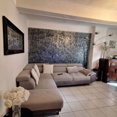 Immeuble  269500 €