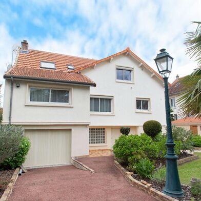 Maison 11 pièces 562000 €