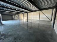 Local Commercial 430 m2 à DAVEZIEUX à avec Mezzanine — photo 3