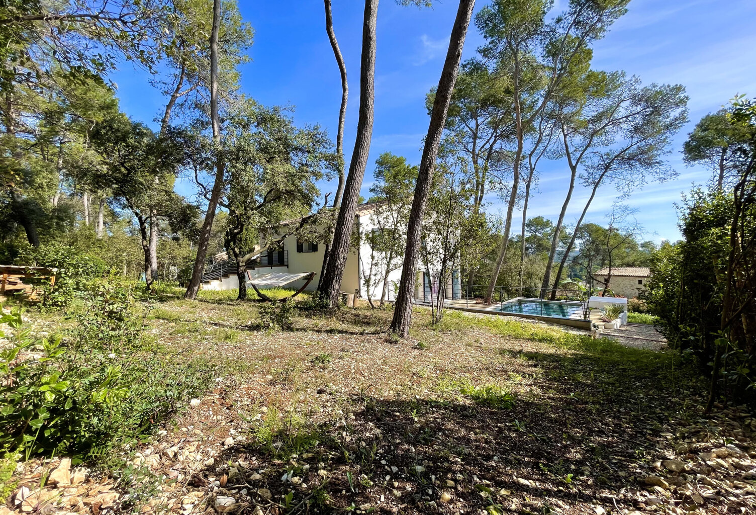 Vente d'une maison T8 d'environ 205m2 sur une parcelle paysa — photo 1